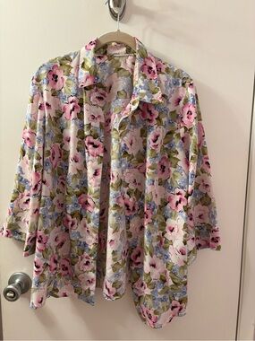 Floral Blouse without Size/Brand PTP 23/L 26 EUC
